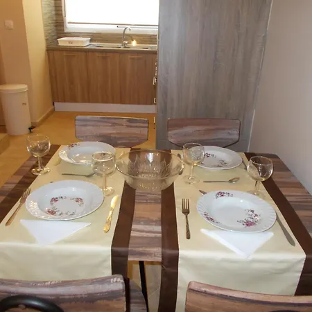 Kipseli Summer House Apartament *